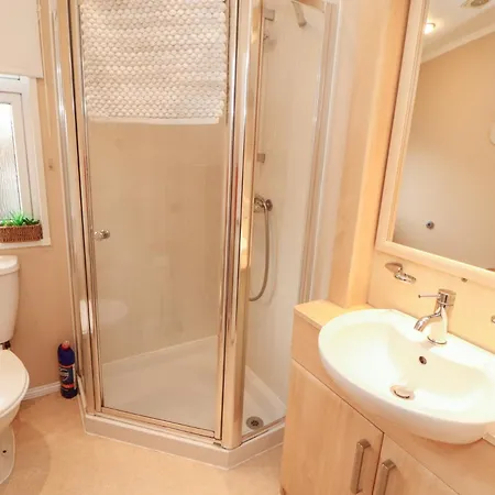 Rosie's Zen Den Holiday home